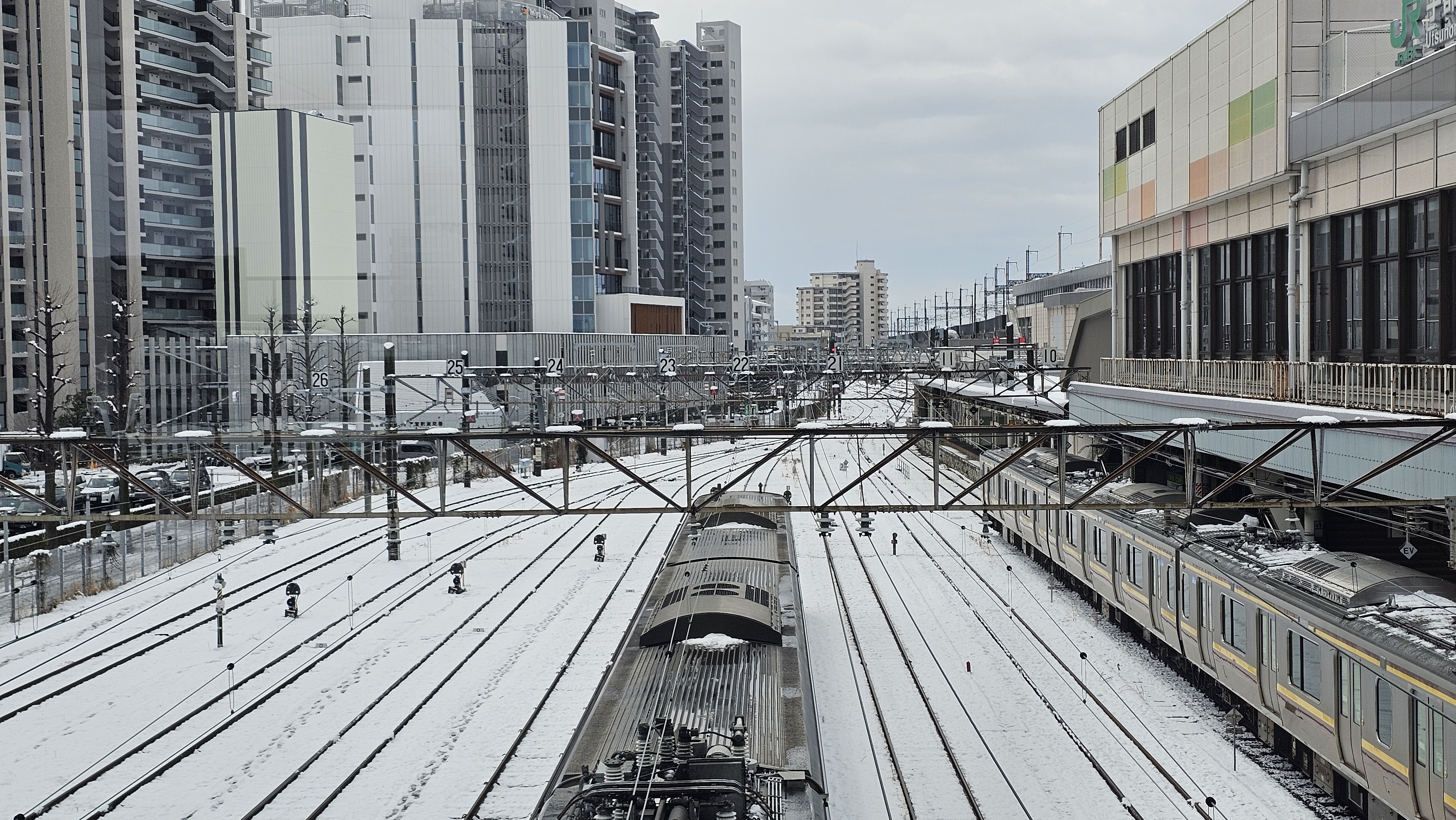 Snow-covered tracks at Utsunomiya Station